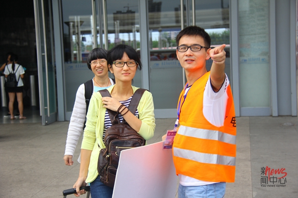 咱们的大学何景泉摄