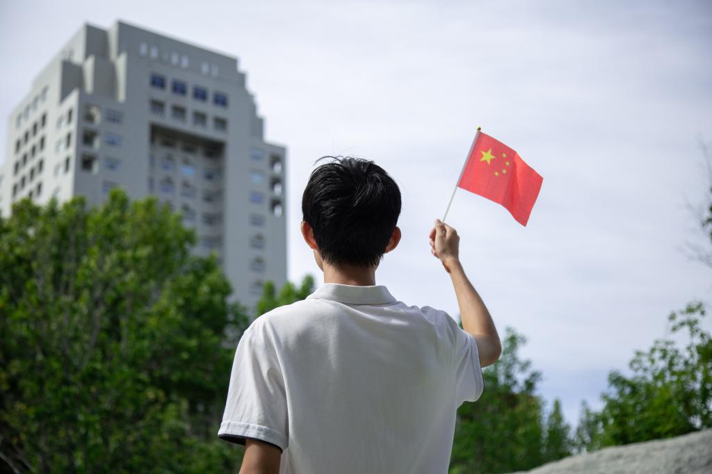 家国共庆 赢博在线手机版(大中国区)与祖国心相印、爱同行